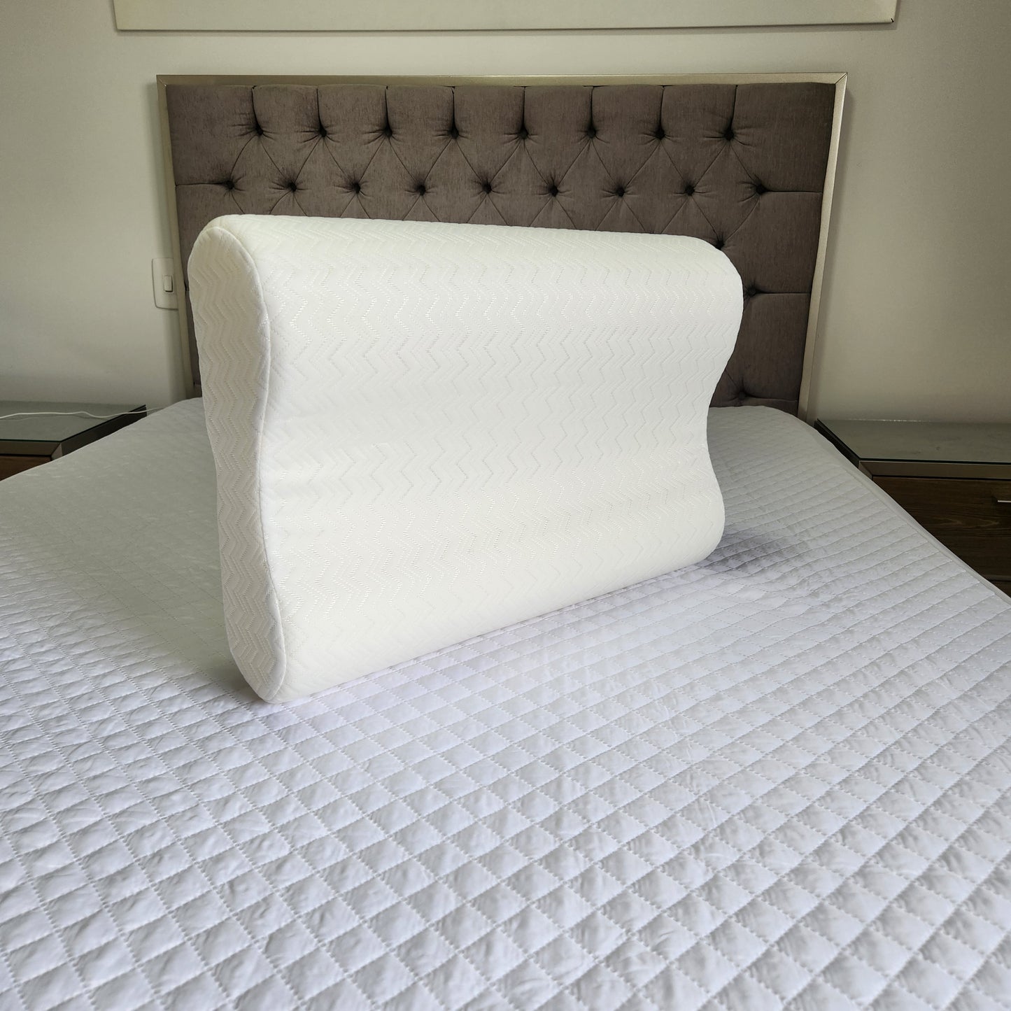 "Almohada Cervical Premium: Tu Mejor Aliada para un Descanso Reparador"